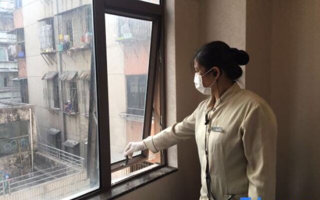 Shenzhen Futian Huaqiang South Feiyuan Hotel