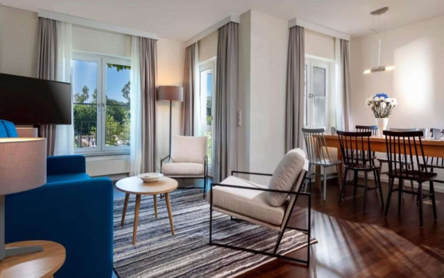Sunday Resort Marina 3-bedroom Apartment