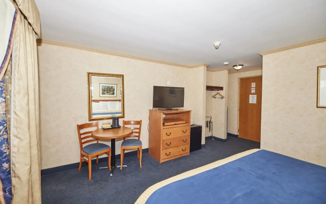 Glengate Hotel & Suites