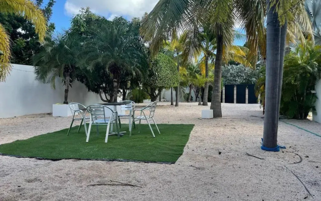 Luxury 4 bed Villa - Private Pool - Sleeps 8