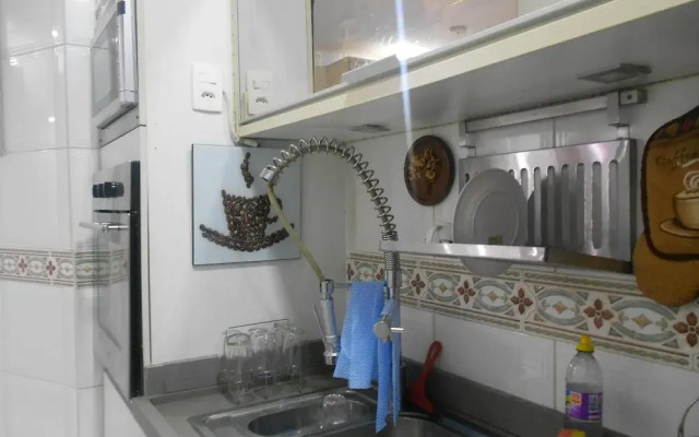 Gohouse - Gustavo 404