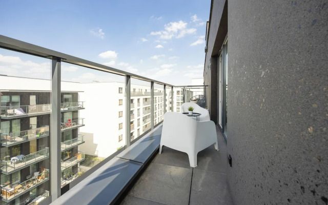 Karlińskiego Apartment Warsaw by Renters