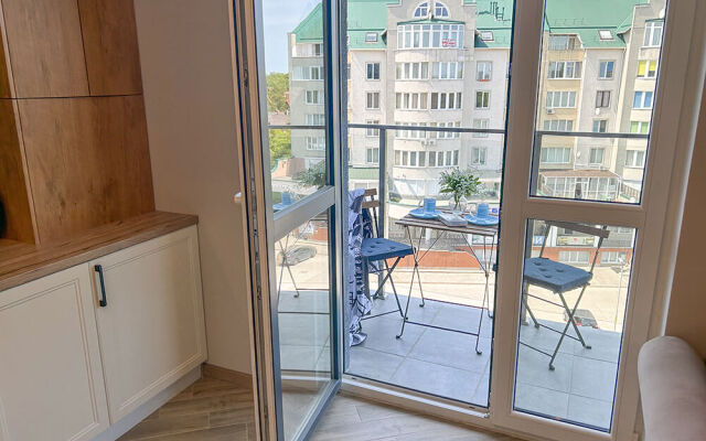 Sun City Apartments 18 на Олимпийском бульваре 4