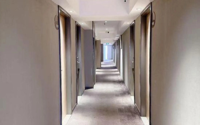 Home Inn Nanchang Bayi Square