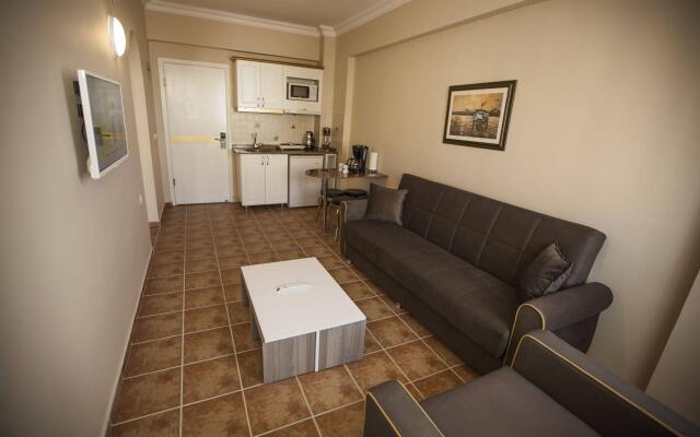 Comet De Luxe Hotel