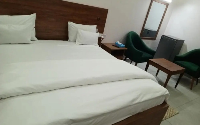 Room in B&B - Ally Ngali Motel -kigali Rwanda