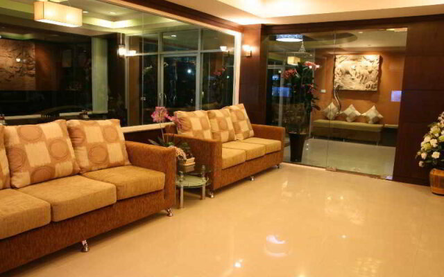 Queen's Garden Resort At Riverview