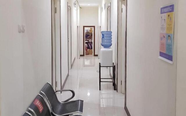 RedDoorz at Karangploso 2