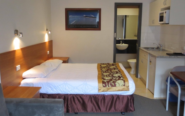 Flagstaff City Inn – Guest Rooms – Melbourne