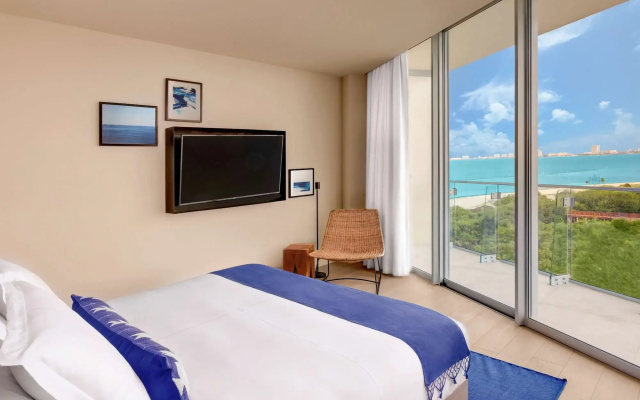 SLS Cancun
