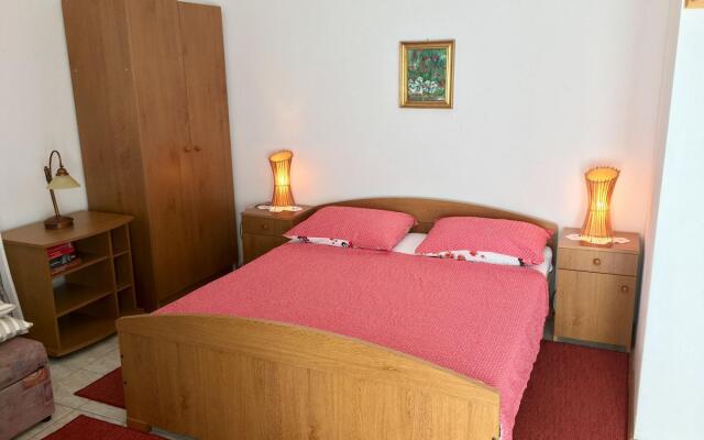 Ivo - barbecue - A2(2+1)