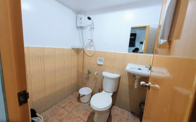 SR Hostel - Adults Only