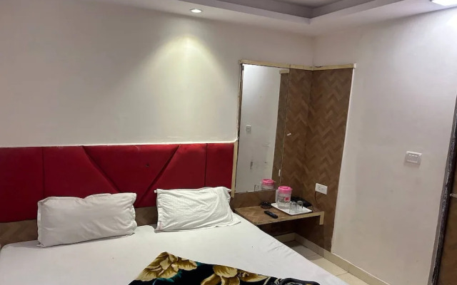 Shree Lodge Near New Delhi Railway Station, Paharganj