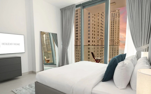 LUX Contemporary Suite Marina View 6