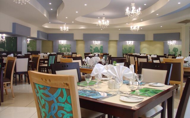Peermont Metcourt At Khoroni Thohoyandou