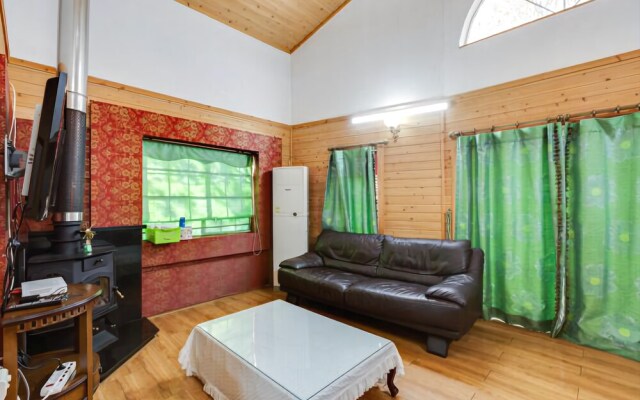 Yangpyeong Alice Spa Pension