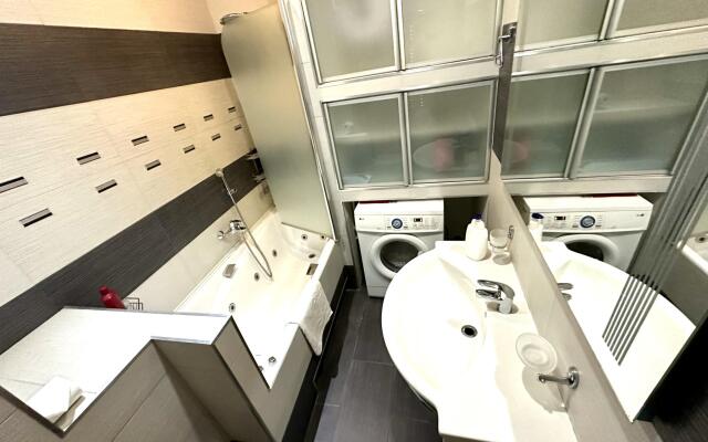 Апартаменты Флэтс-Лайн на  ул. Красноармейская, д. 100