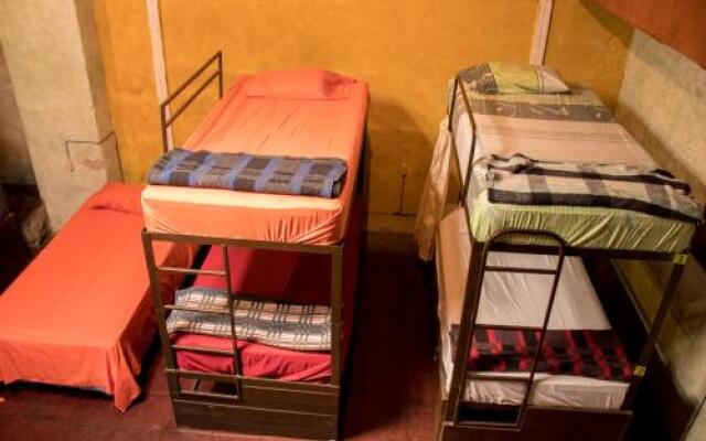 Split Hostal - Hostel