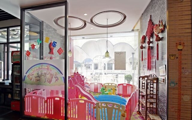 Ramada Encore by Wyndham Qingdao Shinan