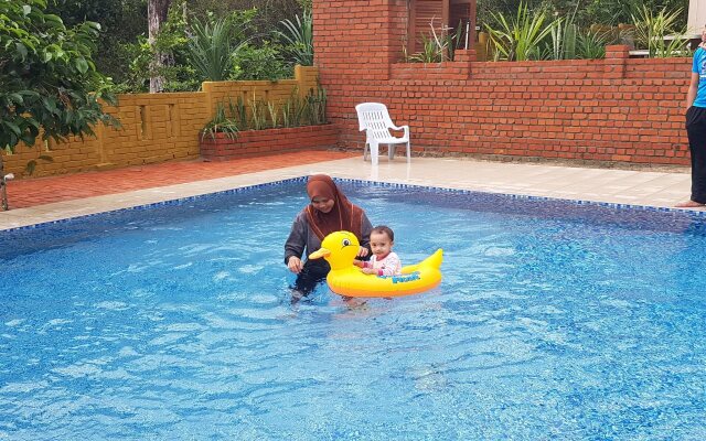 Pandan Laut Beach Resort