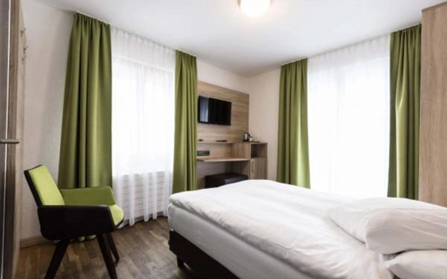 Hotel Bristol