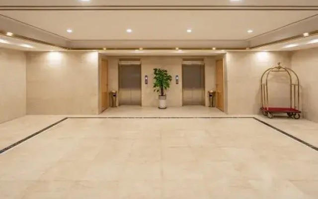 Longcheng Hotel