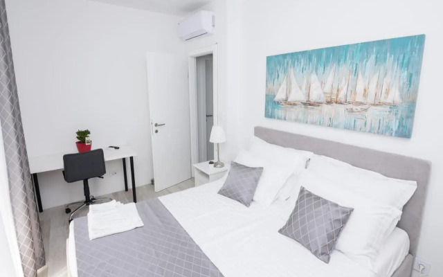 Luxury Villa Teuta with Heated Pool