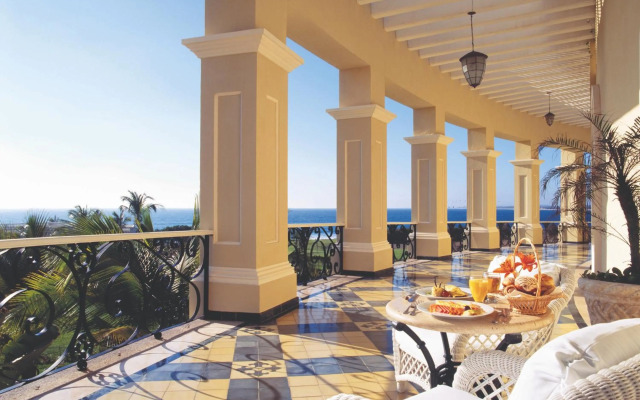 Pueblo Bonito Emerald Bay Resort & Spa - All Inclusive