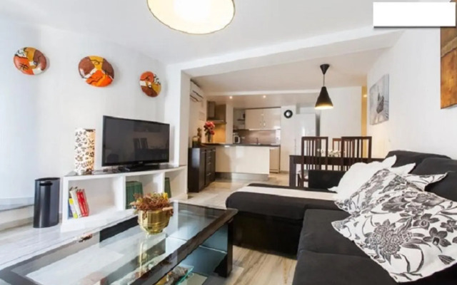 CENTER SEVILLA (Wi-Fi). CATHEDRAL 3 MIN.