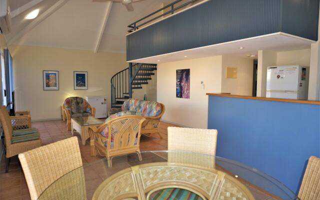 Osprey Holiday Village Unit 102