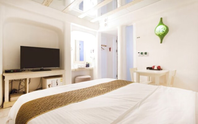 M Hotel