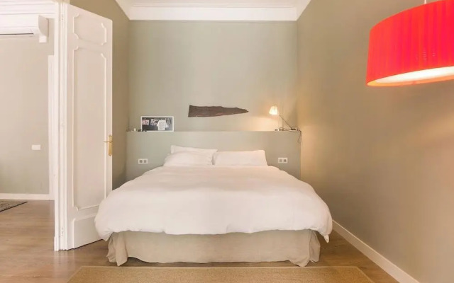 Sealona Center Apartments