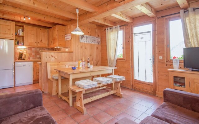 Pretty Apartment in a Separate Mountain Chalet