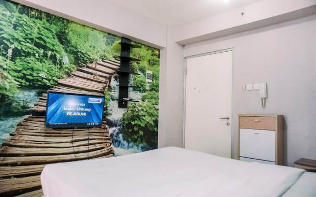 Warm And Cozy Stay Studio Green Bay Pluit Apartment