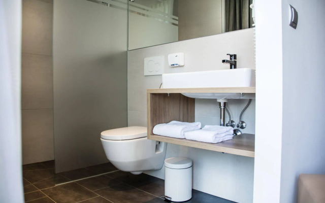 Hotel Rocket Rooms Velden