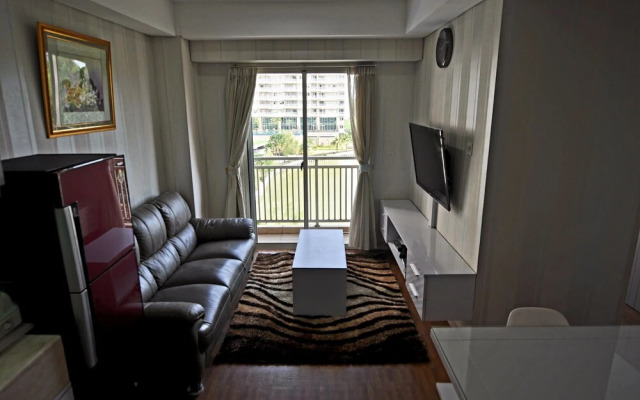 Quiet 3BRs pool and lake view