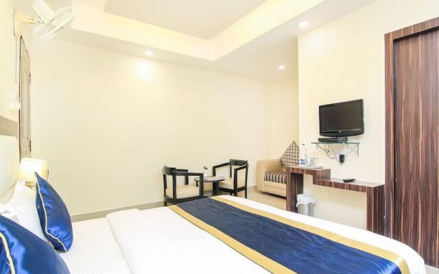 OYO 2032 Hotel Exotica