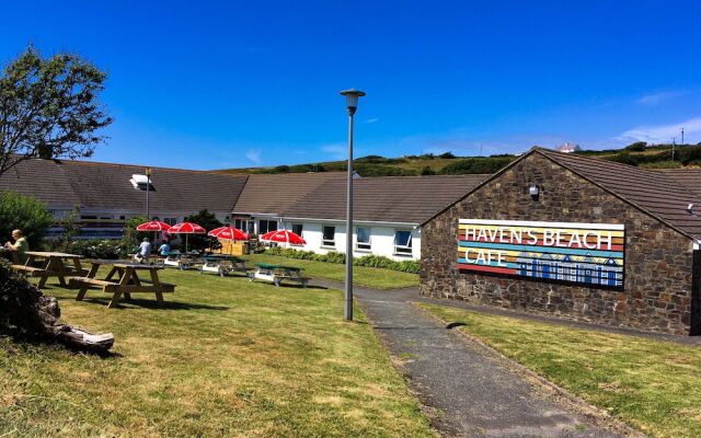 YHA Broad Haven - Hostel
