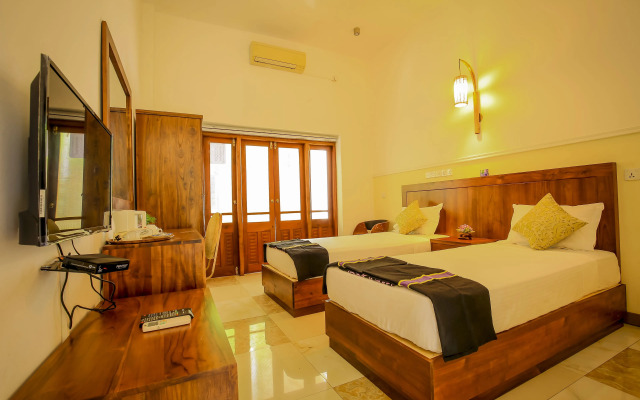 Grand Rockland Hotel