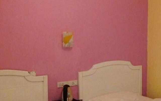Yangshuo Romantic Hostel