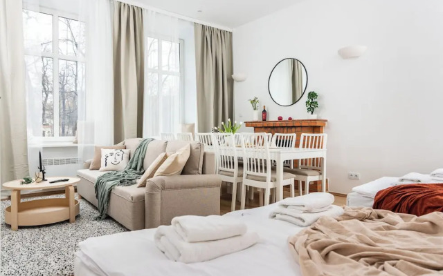 Modern  Apartments  by Upstairs