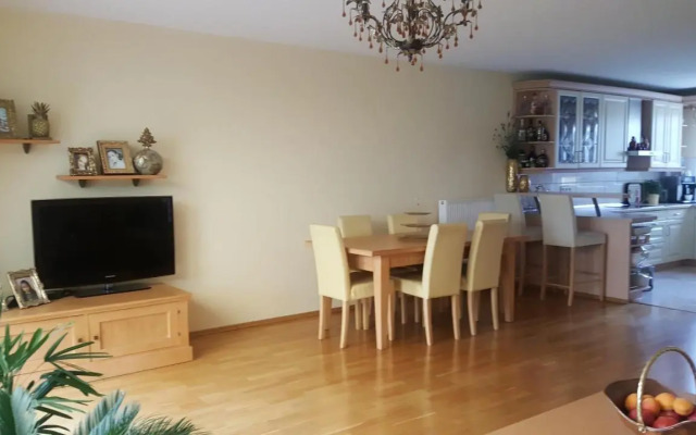 Exklusives Haus mit Garten