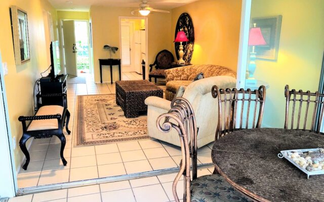 Olde Naples Condo #815