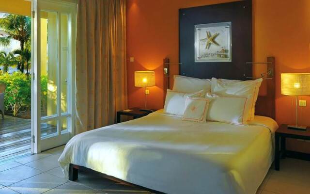 Victoria Beachcomber Resort & Spa