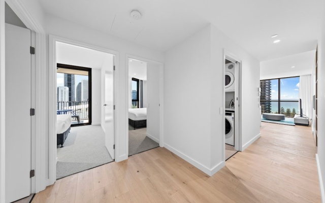 Yves Mermaid Beach Apartments by CLLIX – Guest Rooms – Gold Coast