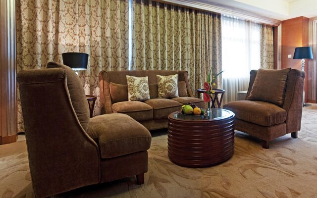 Gold Source Sunshine Hotel