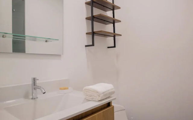 Arandanos by Wynwood House