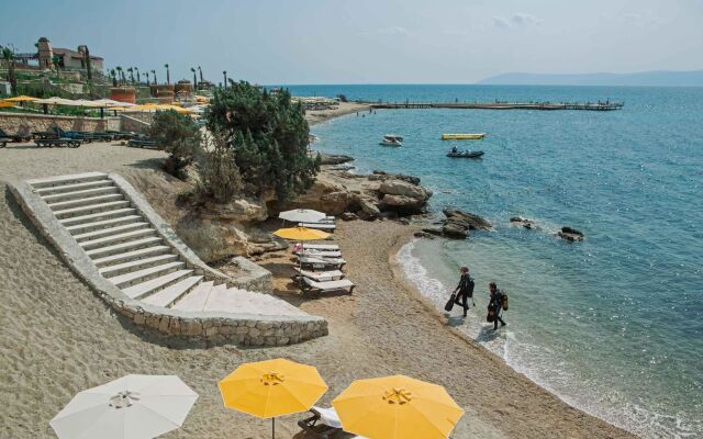 Royal Teos Thermal Resort Clinic & Spa - Halal Hotel