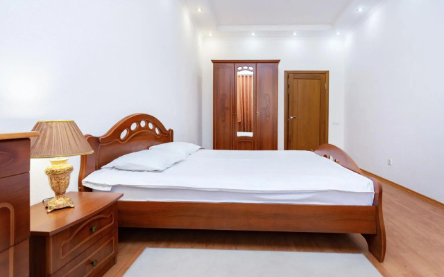 Апартаменты на Ленина 4