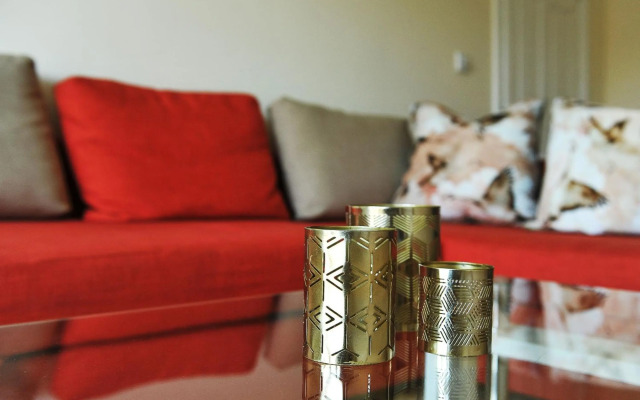 Hunters Wharf River View by Select SA